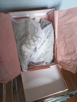 Sandalias cuña Alma en Pena doradas/verdes