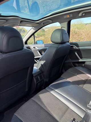 Peugeot 407 2.0HDI 99.000km