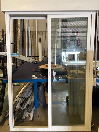 Ventana balcón corredera 1.50x2.28m