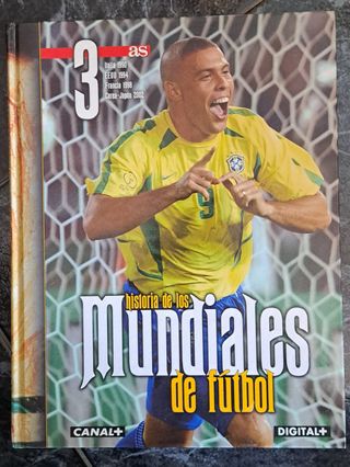 TC70/ Libros Historia de los mundiales de fútbol