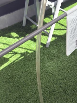 Bañera recién nacido Stokke y regalo otra bañera