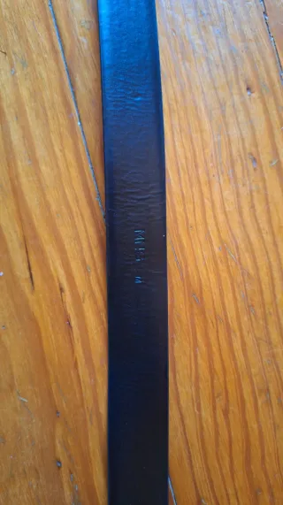 Cinturón negro Mango mujer con hebilla redonda