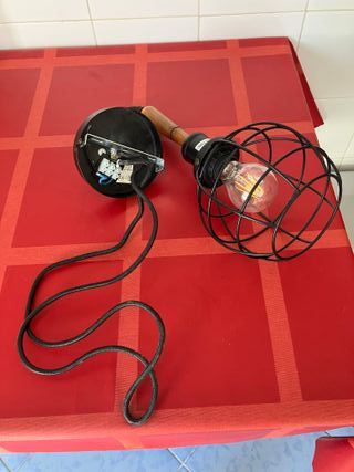 Lámpara colgante Ikea madera y metal