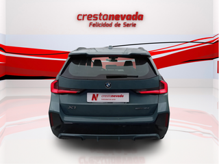 MW X1 sDrive18dA Pack M