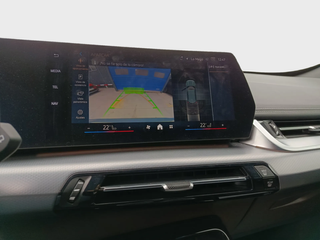 MW X1 sDrive18dA Pack M