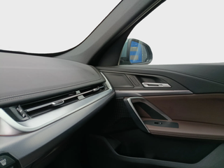 MW X1 sDrive18dA Pack M