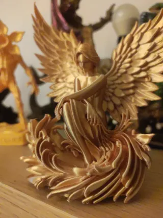 Figura Ángel Dorado 3D