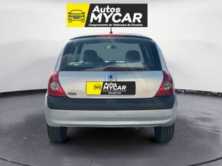 Renault Clio 2004
