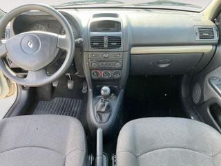 Renault Clio 2004
