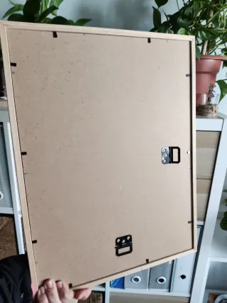 Cuadro de diamantes pequeños de perro y chimenea