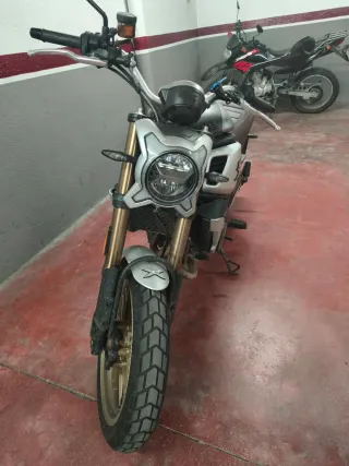 CF Moto CLX700 Heritage 2022 Plata