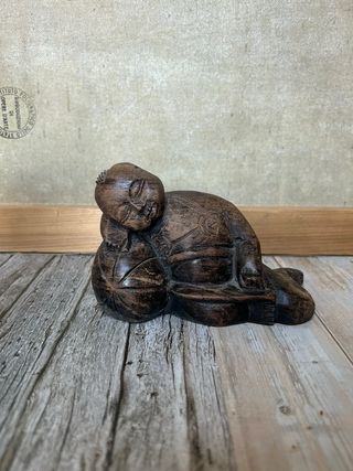 Scultura in legno orientale