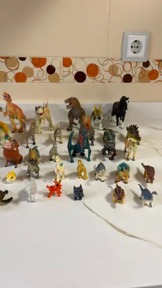 Lote dinosaurios y animales juguete
