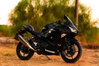 Kawasaki Ninja 400 2020 Negra