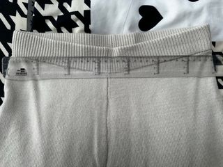 Pantalón ancho beige