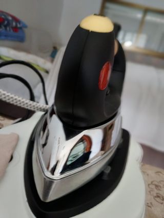 Centro de Planchado Profesional VP-6200