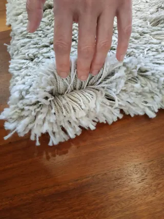 Set di 3 tappeti in pelo lungo grigio chiaro