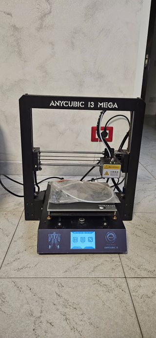Stampante 3D Anycubic i3 con ricambi