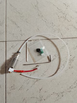 Stampante 3D Anycubic i3 con ricambi