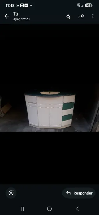 Mueble de baño con lavabo