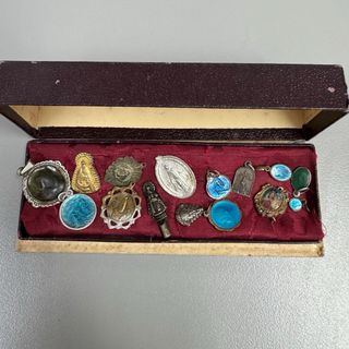 Colección 15 medallas religiosas