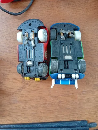 Pistas y coches Scalextric Carrera GO