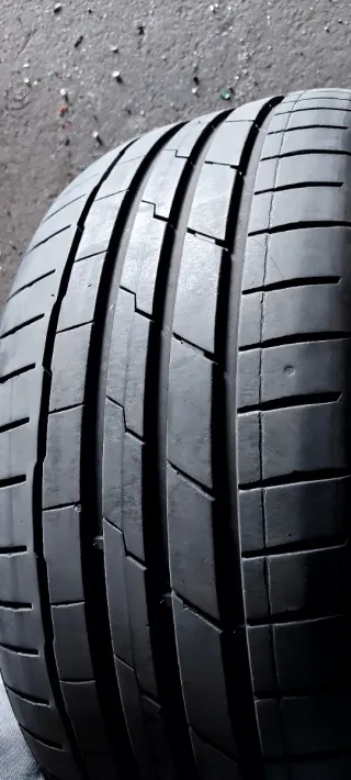 225/50 R17 98Y