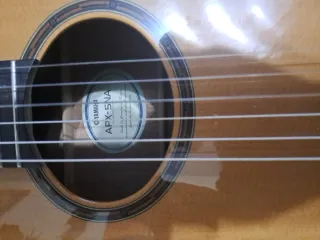 Guitarra Yamaha Clásica