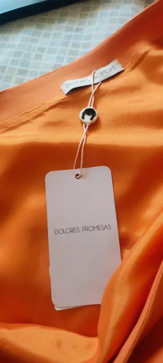 Vestido mini volante asimétrico Dolores Promesas