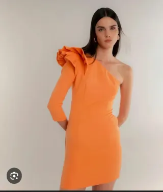 Vestido mini volante asimétrico Dolores Promesas