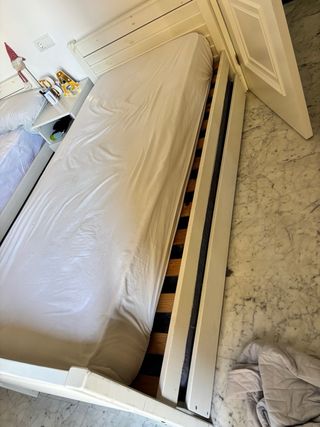 2 camas nido de madera blanca + 4 colchones