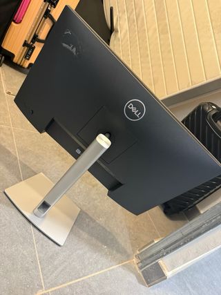 Monitor Dell 24 Negro y Blanco