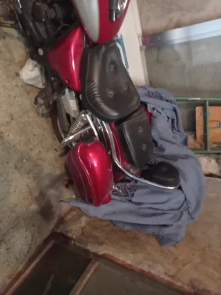 Honda Pioneer 125cc Moto Cruiser Roja/Plata