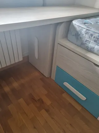 Cama juvenil doble (cama nido) + cajones + escrito