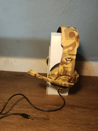 Auriculares estilo militar camuflaje