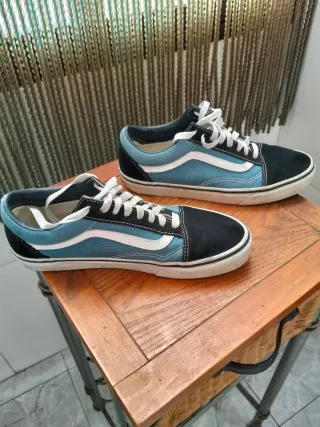 Zapatillas Vans Old Skool Negras y Azules