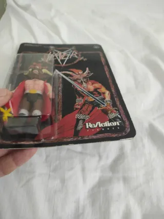 Action Figure Slayer Minotaur Super 7