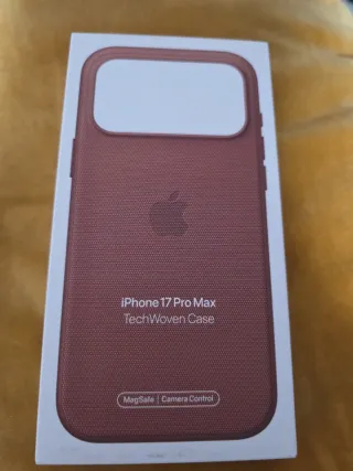 Funda TechWoven iPhone 17 Pro Max Sienna