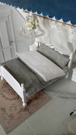 Copriletto + cuscino casa delle bambole 1:12