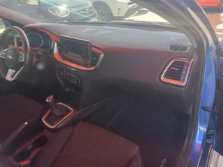 KIA Ceed 2021¡¡Desde 268€ al mes!!