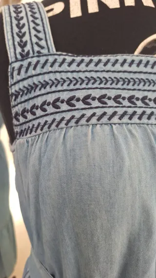 Vestido vaquero claro muy suave