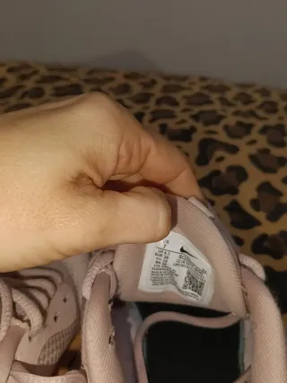 Zapatillas Nike Revolution Rosa nude