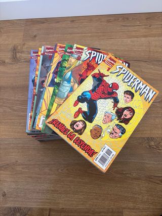 Colección completa Spiderman Forum + extras Marvel