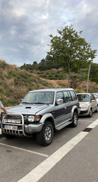 MONTERO 2.8 125cv gama alta