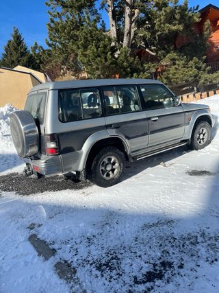 MONTERO 2.8 125cv gama alta