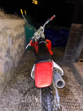 Vespa ALX Moped Roja