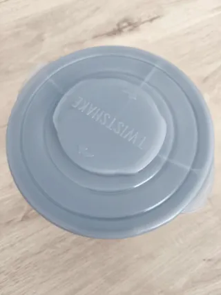 Manteles, platos y baberos Twistshake