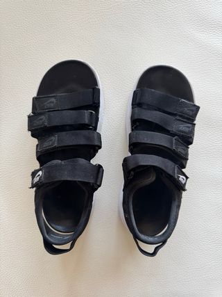 Nike Sandalias Plataforma. Mujer, talla 36,5 negro