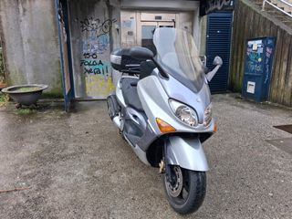 Yamaha T-MAX 500 Maxi Scooter