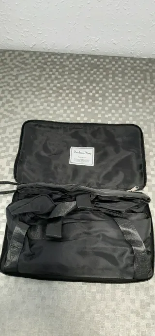 Bolsa de viaje negra